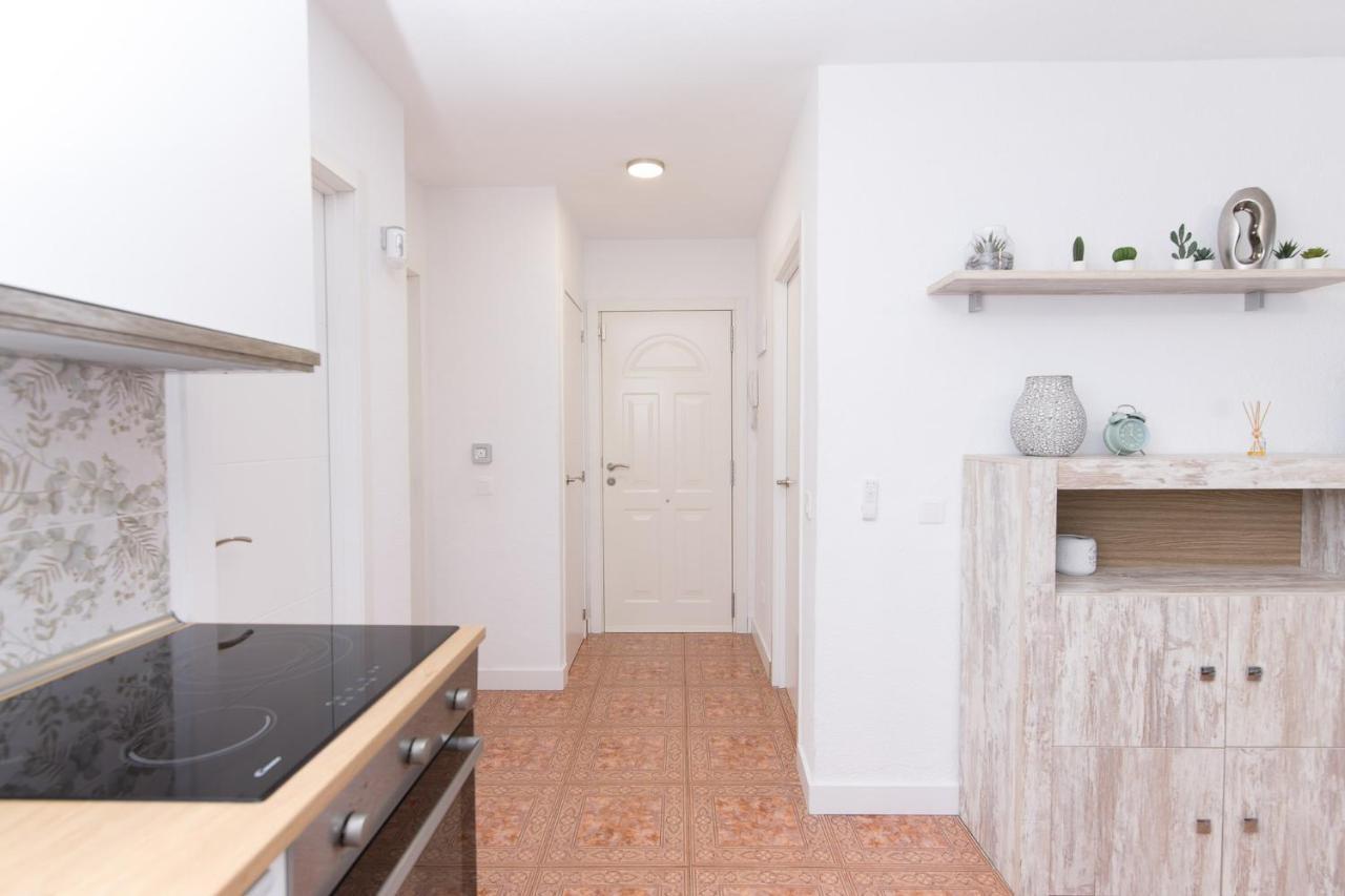 Sea View, Newly Renovated, 2 Bedrooms Apartment In Costa Adeje Extérieur photo